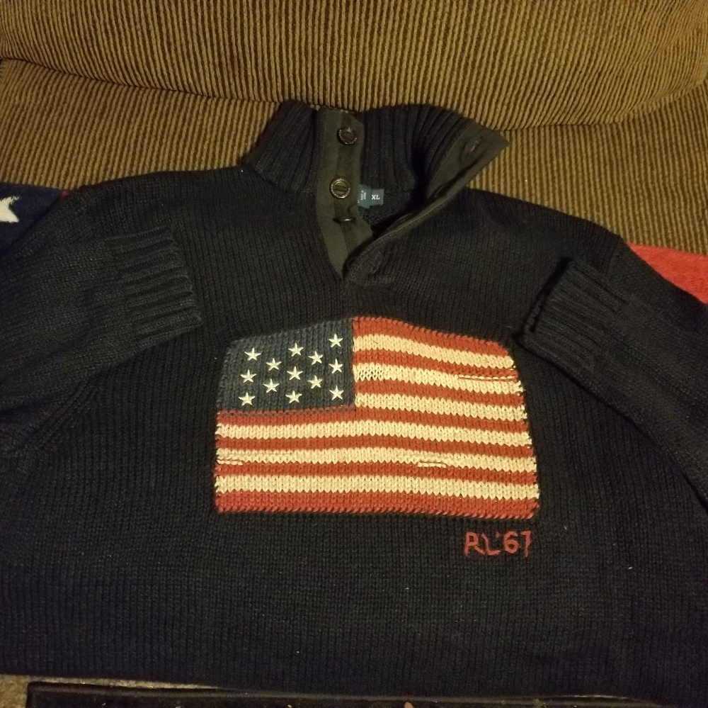 Polo Ralph Lauren mens button mock flag sweater